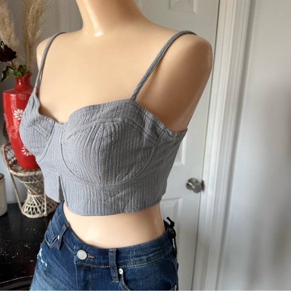 LANE 201 ON MY LEVEL TANK - Picture 6 of 10